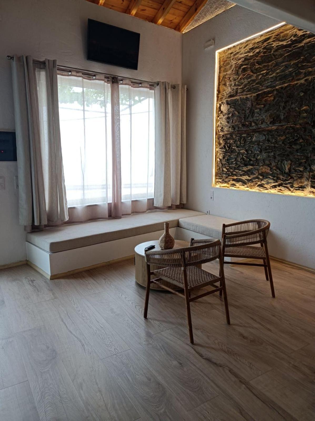 Michalelis Loft & Cave Διαμέρισμα Πλωμάρι Εξωτερικό φωτογραφία